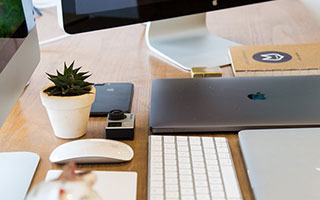 利物浦2-0完胜布莱顿！萨拉赫替补送角球助攻！绕场暂别搁置争议